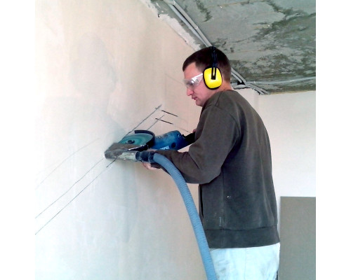 Штробление стены под нишу для дренажной помпы Euroklimat 150х70 мм. (Кирпич)